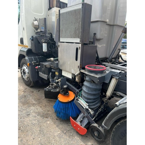 2015 DAF LF-180 ROAD SWEEPER in Truck Mounted Sweepers