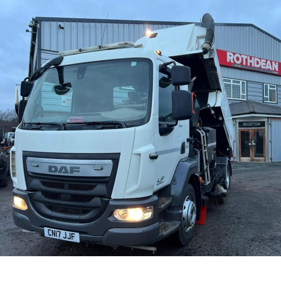 2017 DAF LF220 ROAD SWEEPER in Truck Mounted Sweepers