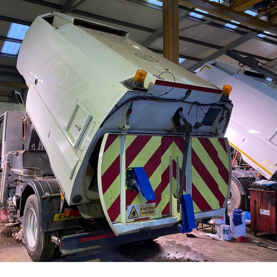2012 IVECO 150E22EEV EUROCARGO ROAD SWEEPER in Truck Mounted Sweepers