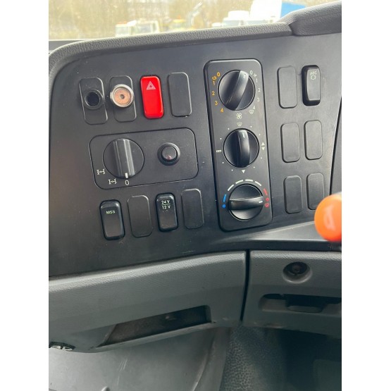 2012 MERCEDES AXOR 2629 in Gritters