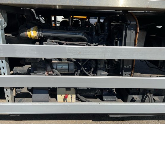 2004 VALLELY VACCUUM TANKER in Vacuum Tankers Trailers