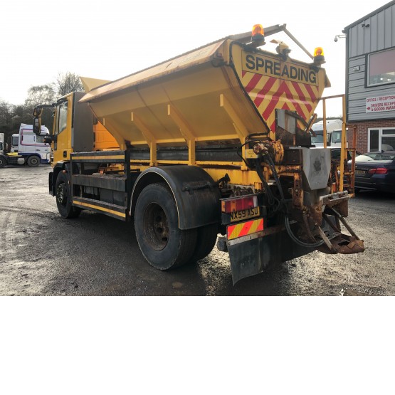 2009 IVECO EUROCARGO 180E25 in Gritters