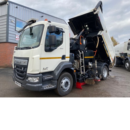 2014 DAF LF220 ROAD SWEEPER in Truck Mounted Sweepers
