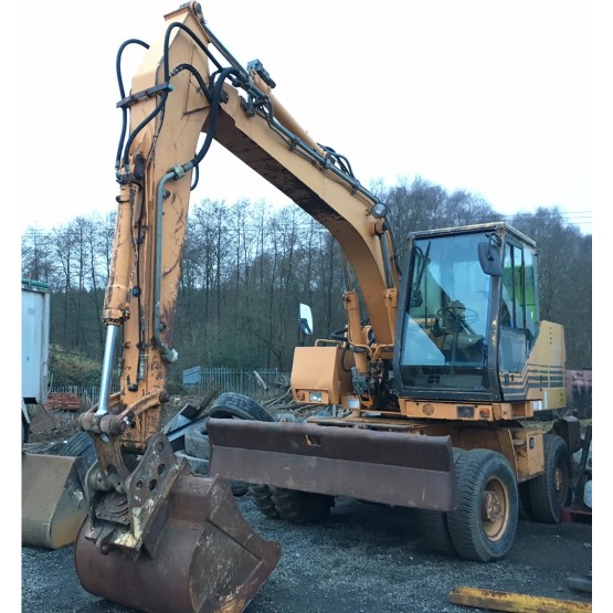 0 CASE 688B in Excavators