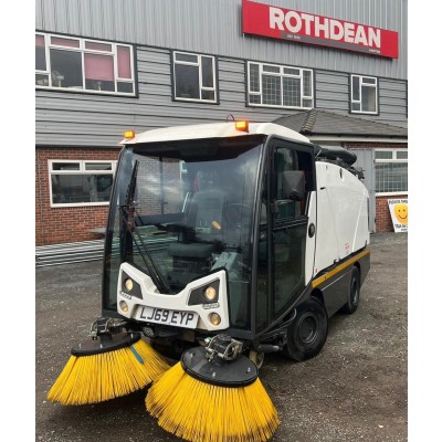 2020 JOHNSTON CX202 ROAD SWEEPER