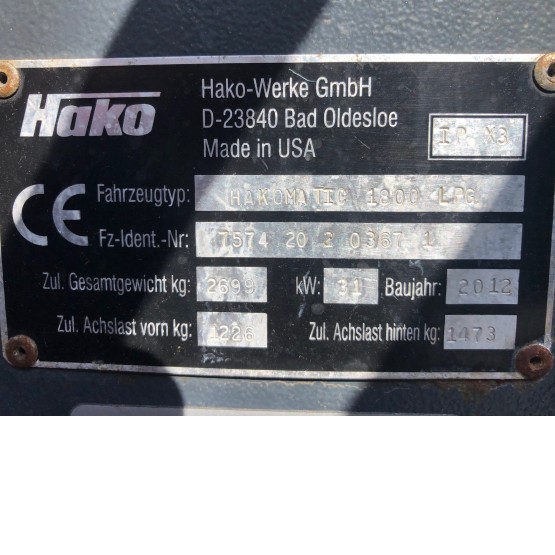 2012 HAKO HAKOMATIC 1800 LPG ROAD SWEEPER in Compact Sweepers
