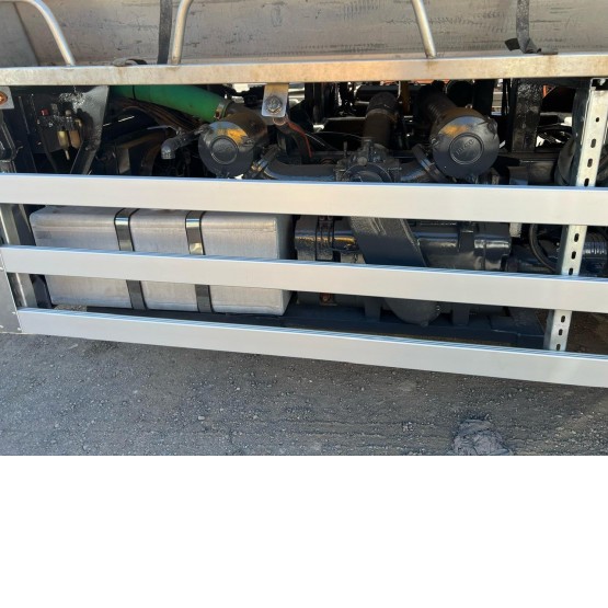 2004 VALLELY VACCUUM TANKER in Vacuum Tankers Trailers