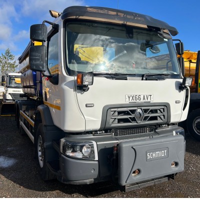 2016 RENAULT C320